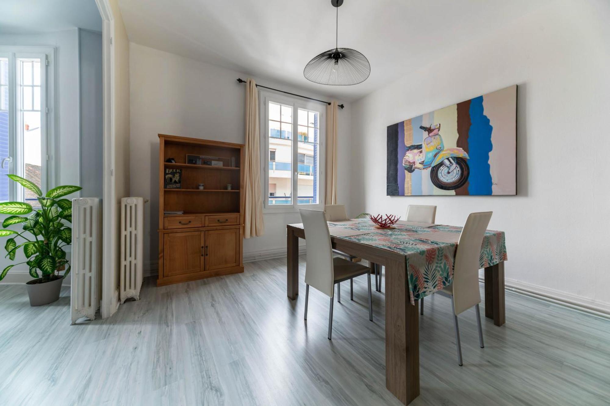 Le Louis B - Appartement Calme Et Lumineux Proche Thermes Vichy Exteriör bild